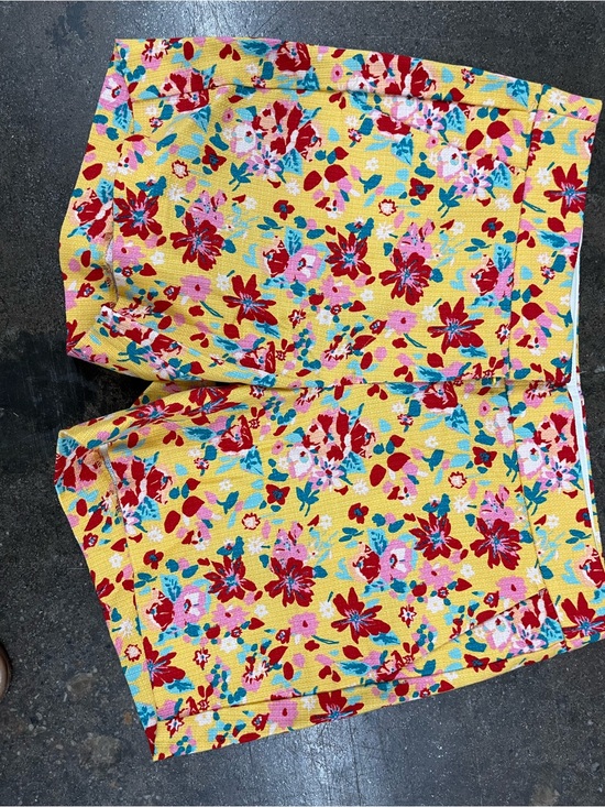 J. Crew Pants - j CrewWomen’s Yellow Floral Summer Shorts Size 2
